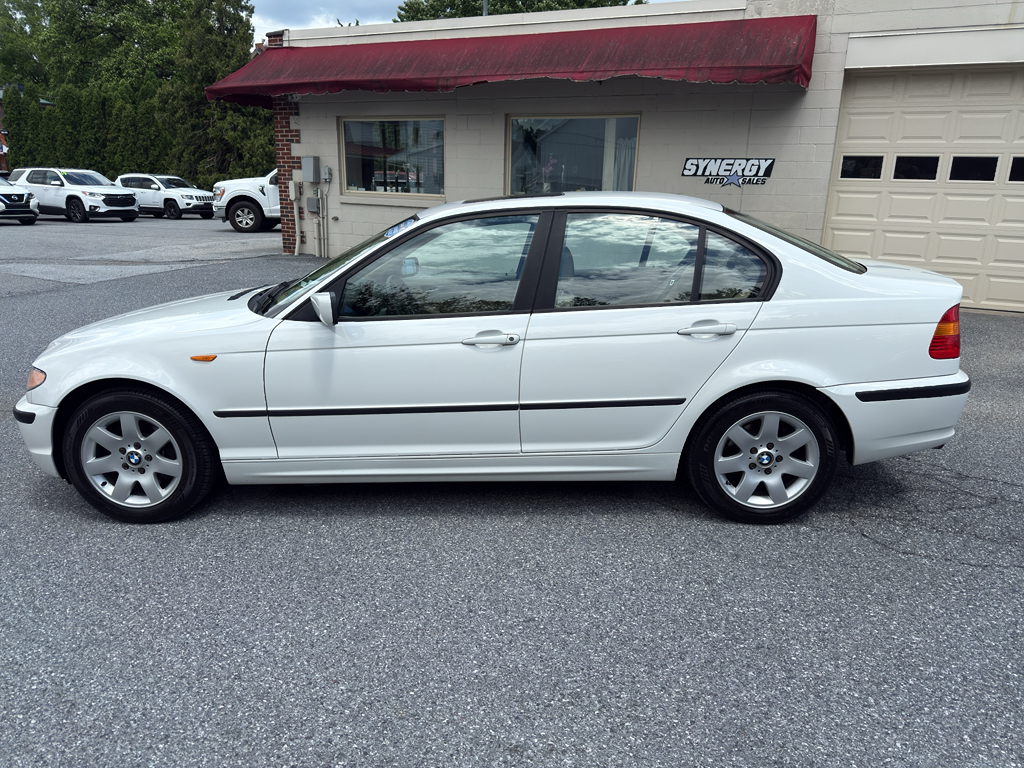 2003 BMW 3 Series 325 - Photo 2
